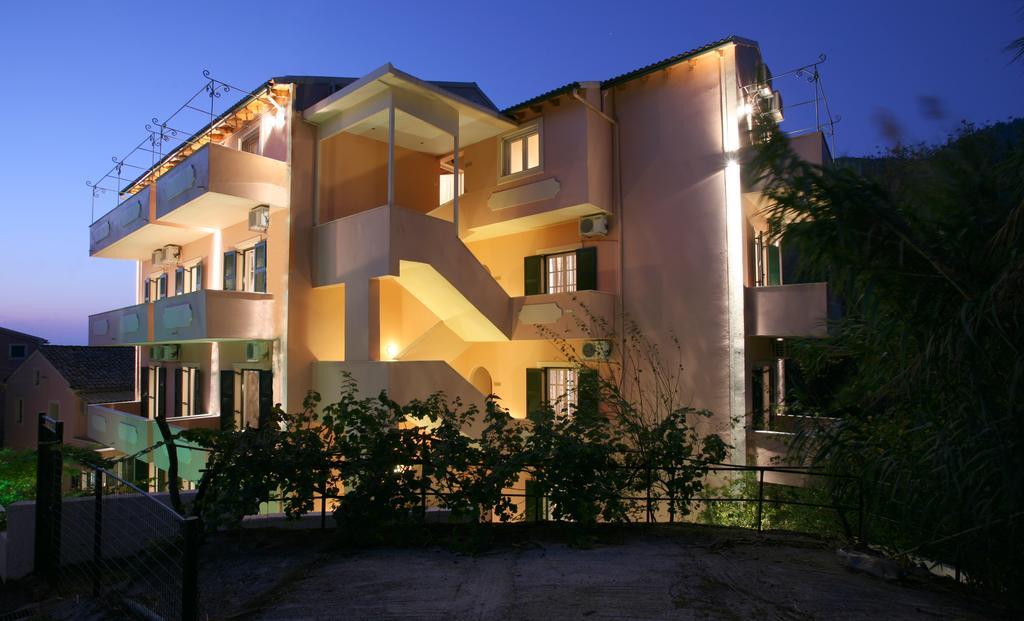 Alexis Apartments 바니체스 객실 사진